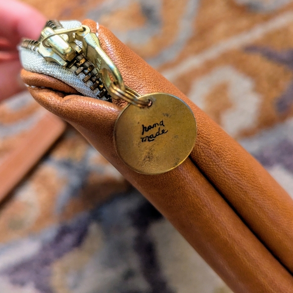 Free2Fly Ivey Wristlet Wallet All Leather Clutch in Cognac - Picture 5 of 11